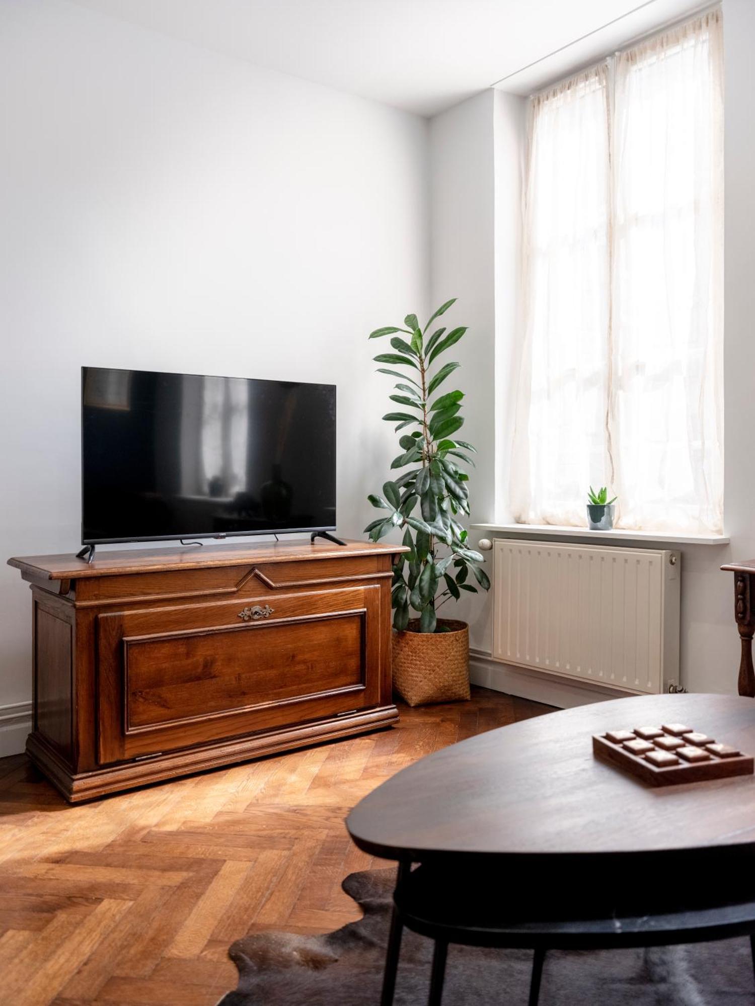 Bohemian Bakoua & Chesterfield Cottage, Hyper-Centre Metz Buitenkant foto